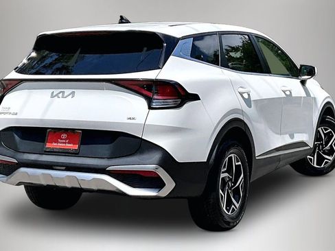 Used 2023 Kia Sportage LX AWD/4WD image 5