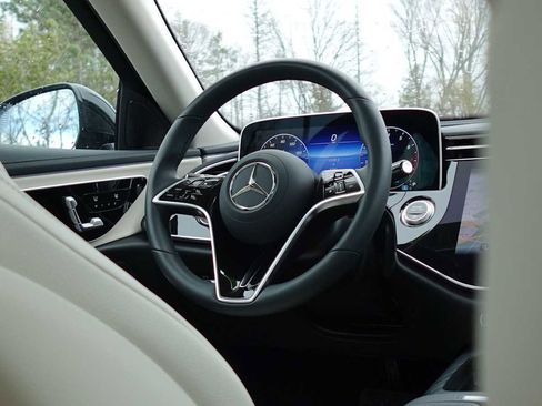 Certified 2026 Mercedes-Benz E 350 4MATIC Sedan image 44