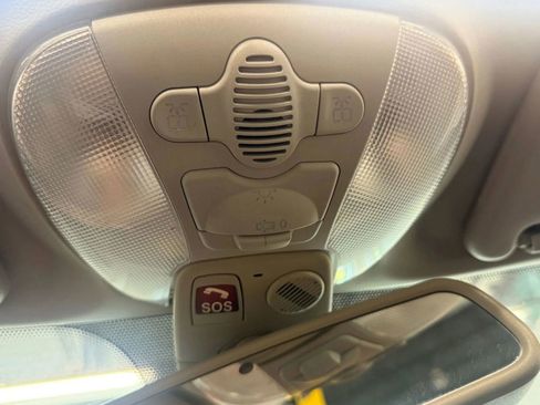 Used 2009 Mercedes-Benz SL 550 image 24