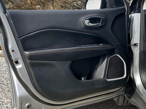 Used 2020 Jeep Compass Limited image 22