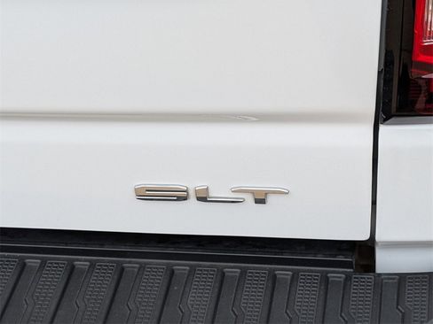 Used 2021 GMC Sierra 1500 SLT image 8