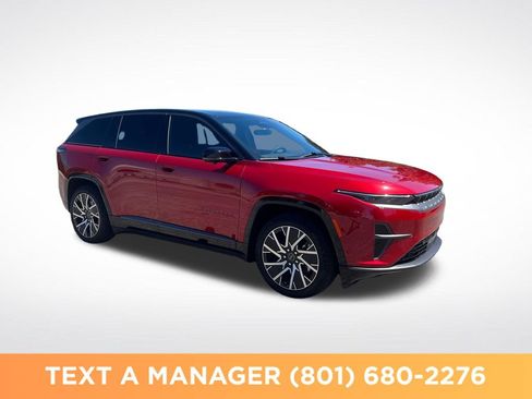 Used 2025 Jeep Wagoneer S Limited AWD/4WD image 7