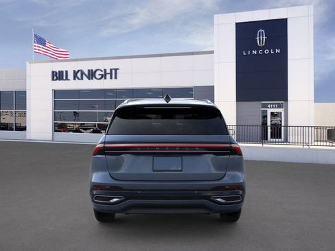 New 2026 Lincoln Nautilus Reserve image 5