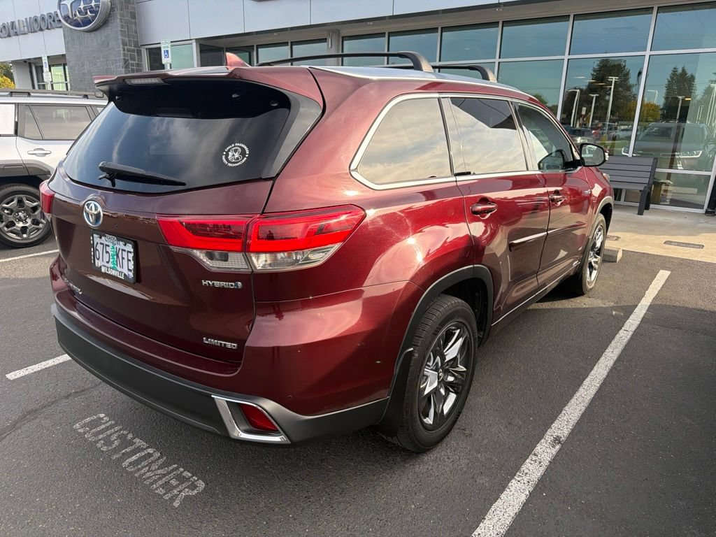 Used 2018 Toyota Highlander Limited Platinum AWD/4WD image 3