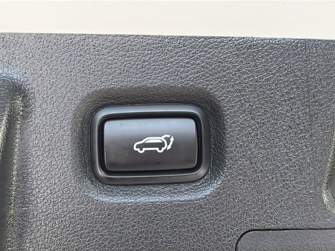 Used 2023 Hyundai Santa Fe SEL AWD/4WD image 15