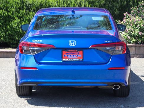 Used 2024 Honda Civic Sport image 7