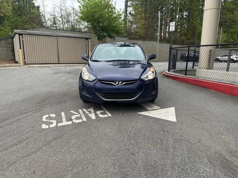 Used 2013 Hyundai Elantra GLS FWD image 2