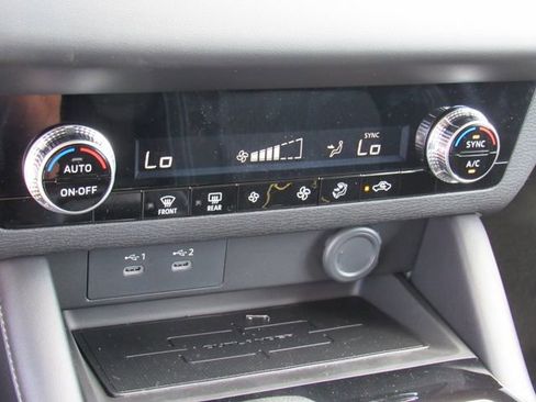 New 2026 Mitsubishi Outlander ES FWD image 25