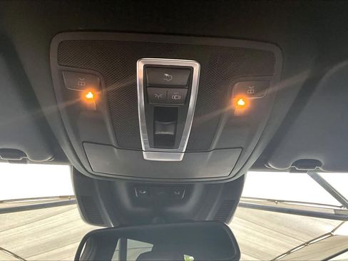 Used 2019 Mercedes-Benz GLE 400 4MATIC image 35