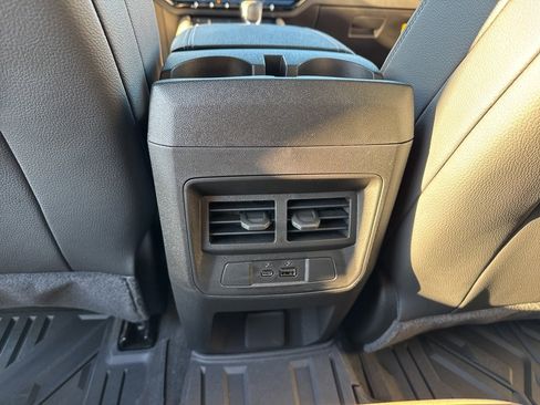 New 2026 GMC Canyon Denali w/ LPO, Denali Black Edition image 24