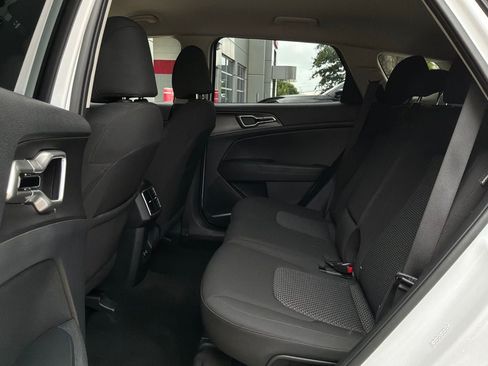 Used 2026 Kia Sportage LX FWD image 11