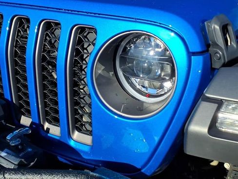 Used 2023 Jeep Gladiator Rubicon w/ LED Lighting Group image 10