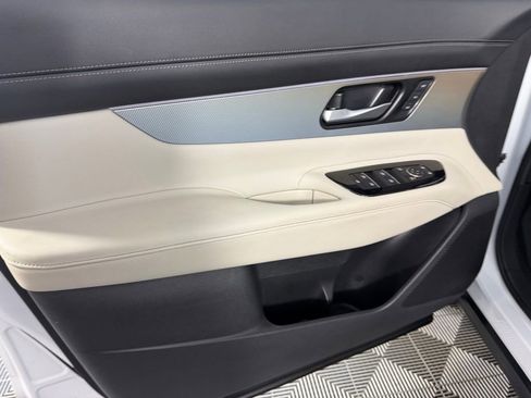 Used 2025 Nissan Murano SL w/ Cargo Package image 25