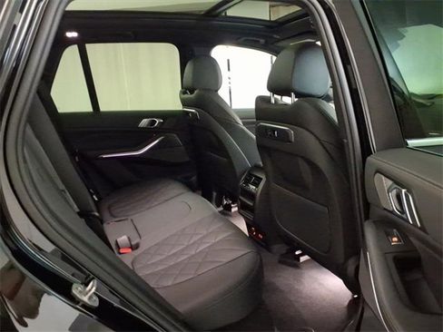Certified 2024 BMW X5 xDrive40i w/ Premium Package image 35