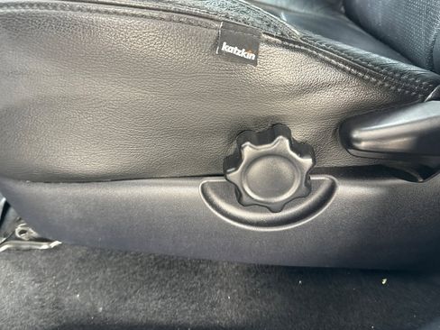 Used 2018 Toyota Tacoma SR image 14