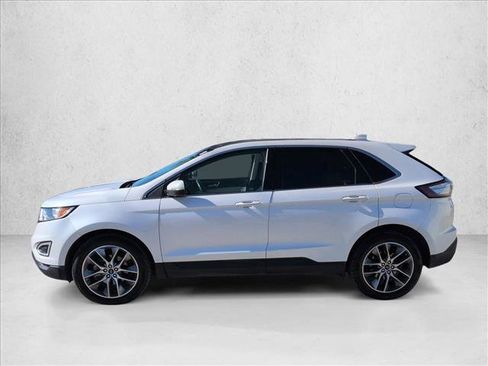 Used 2016 Ford Edge Titanium w/ Equipment Group 301A image 8