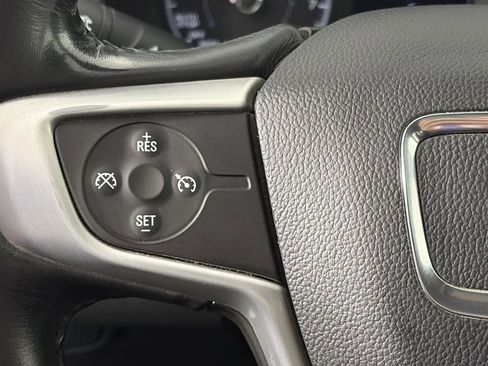 Used 2018 GMC Terrain SLE image 17