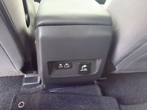 Certified 2023 Nissan Frontier SV w/ SV Convenience Package AWD/4WD image 33
