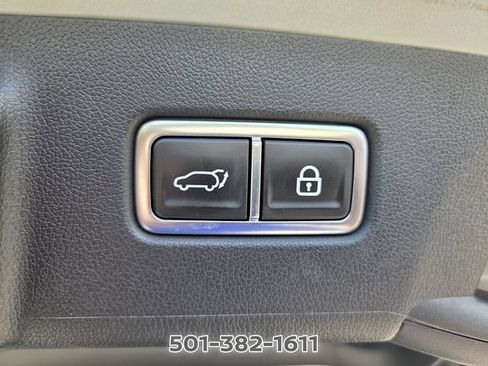 Used 2023 Kia Sorento SX FWD image 25