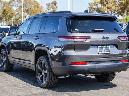New 2025 Jeep Grand Cherokee L Altitude image 6