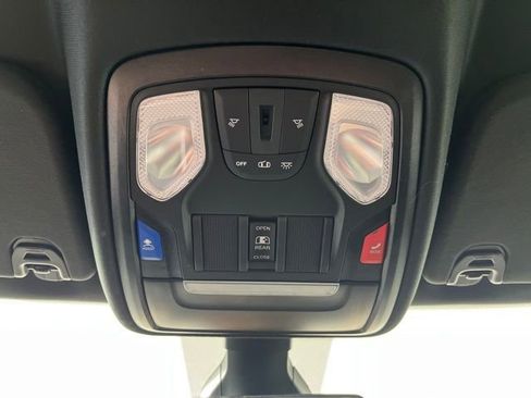 Used 2023 RAM 1500 Big Horn image 36