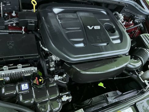 Used 2018 Jeep Grand Cherokee Altitude AWD/4WD image 31
