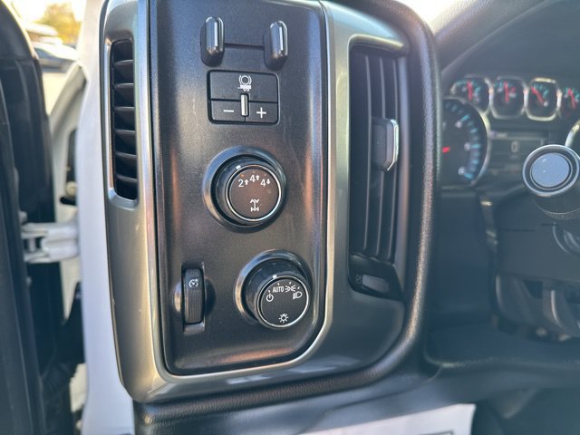 Used 2017 Chevrolet Silverado 2500 LT AWD/4WD image 39