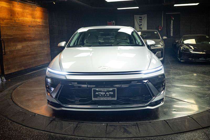 Used 2025 Hyundai Sonata SEL FWD image 4