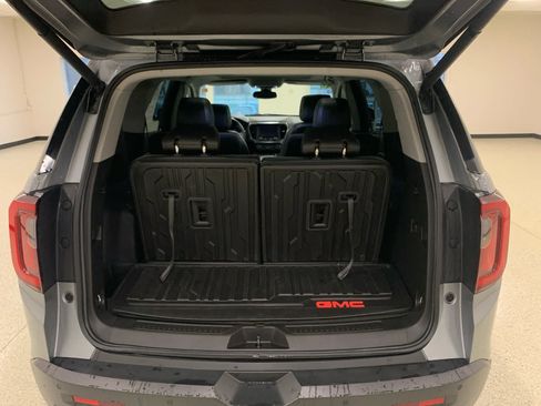 Used 2023 GMC Acadia AT4 w/ Technology Package AWD/4WD image 7