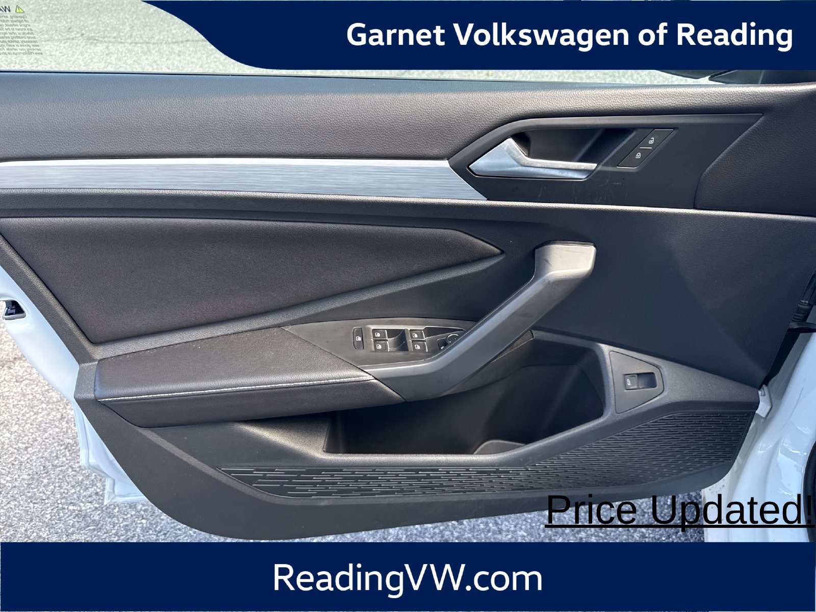 Used 2025 Volkswagen Jetta S FWD image 11