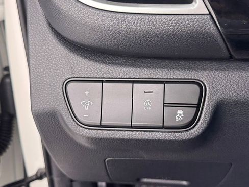 New 2026 Kia Seltos S AWD/4WD image 32