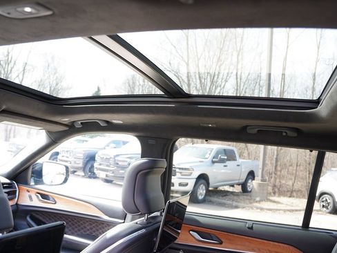 Certified 2023 Jeep Grand Cherokee L Summit image 20