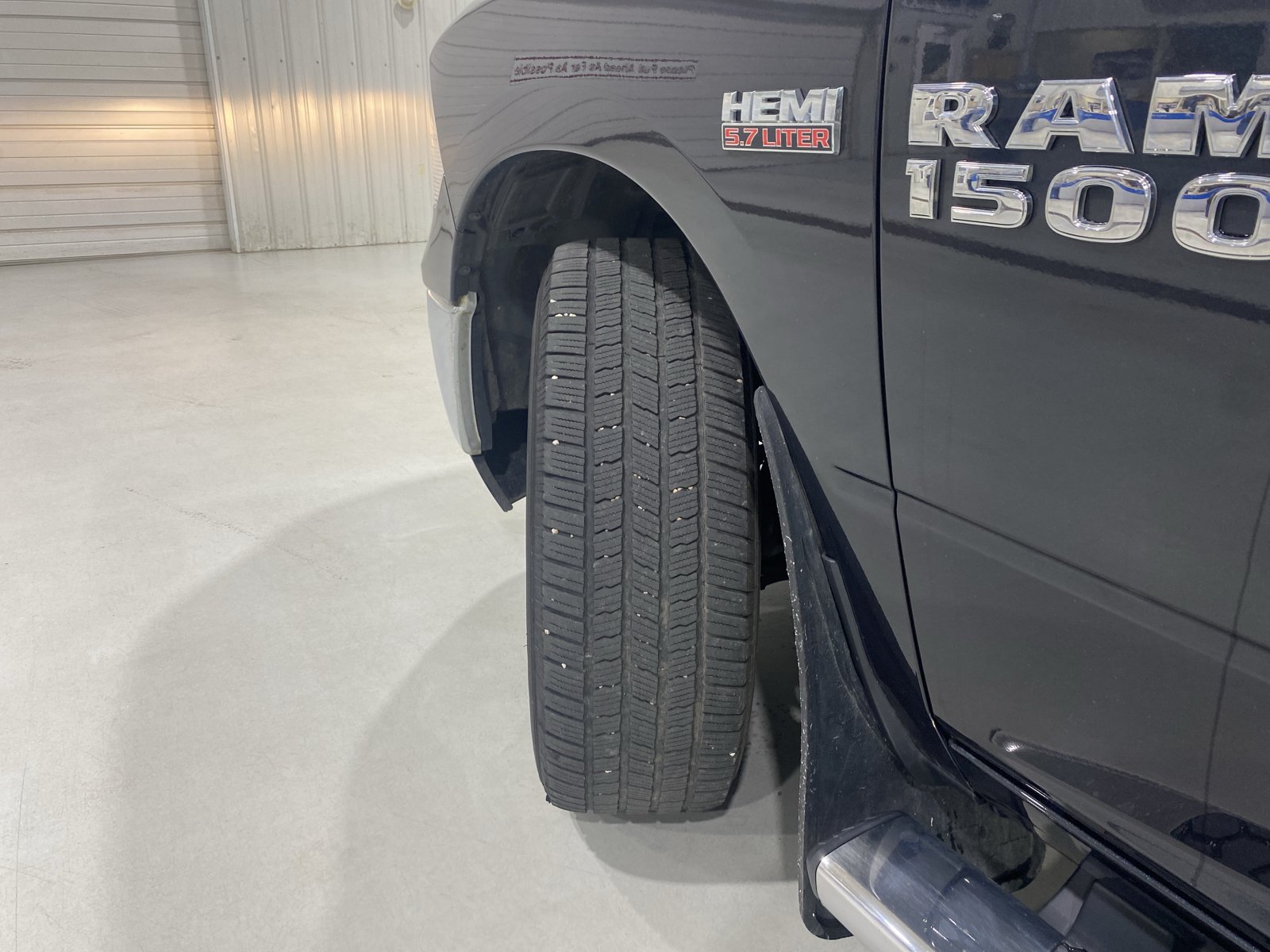 Used 2017 RAM 1500 Big Horn AWD/4WD image 11