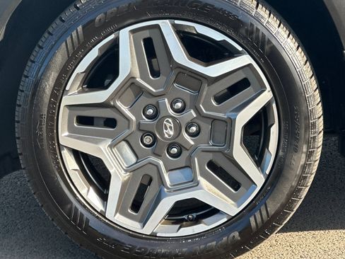 Used 2022 Hyundai Santa Fe Limited w/ Cargo Package image 33