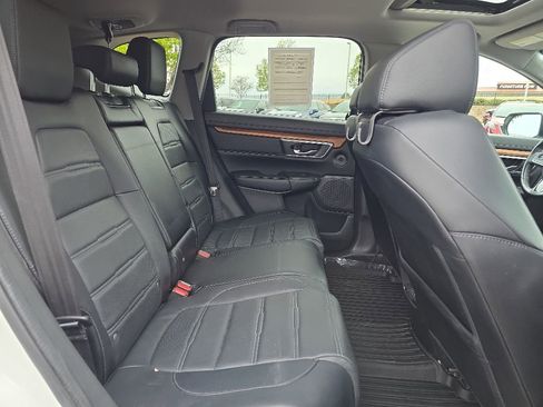 Used 2018 Honda CR-V Touring image 21