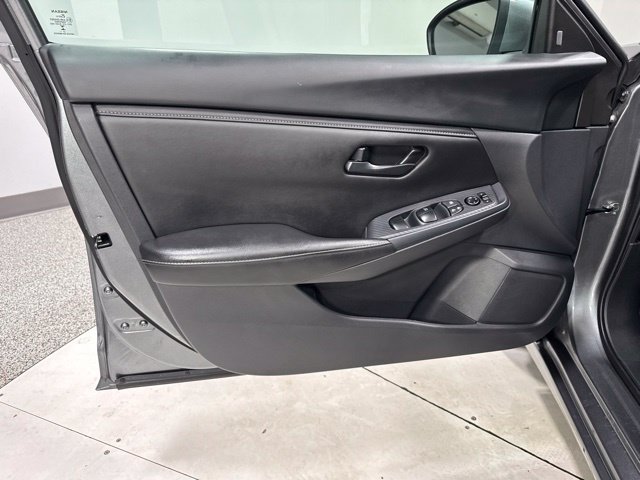 Used 2024 Nissan Sentra S FWD image 9