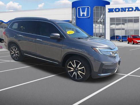 Used 2022 Honda Pilot Touring image 1