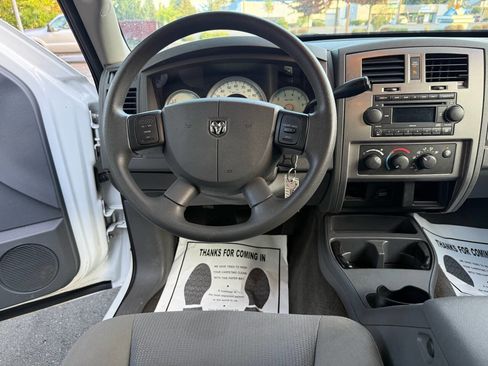 Used 2006 Dodge Dakota SLT w/ Sport Appearance Group image 58