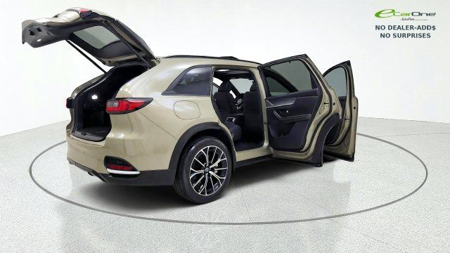 Used 2025 MAZDA CX-70 Plug-In Hybrid w/ Premium Plus AWD/4WD image 19