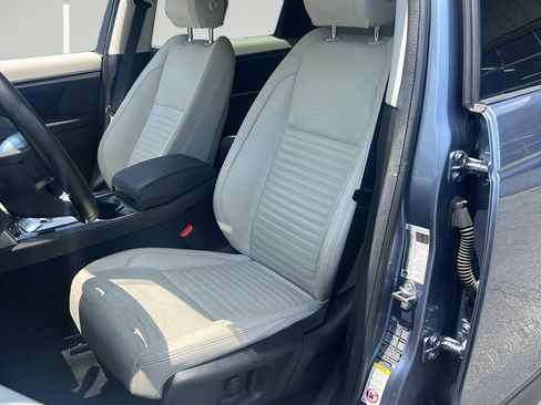 Used 2020 Land Rover Discovery Sport S AWD/4WD image 14