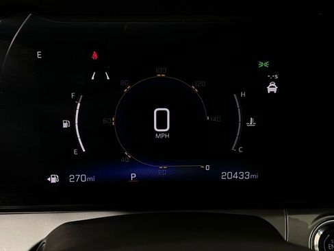 Used 2025 Chevrolet Trax LT w/ LT Convenience Package image 15