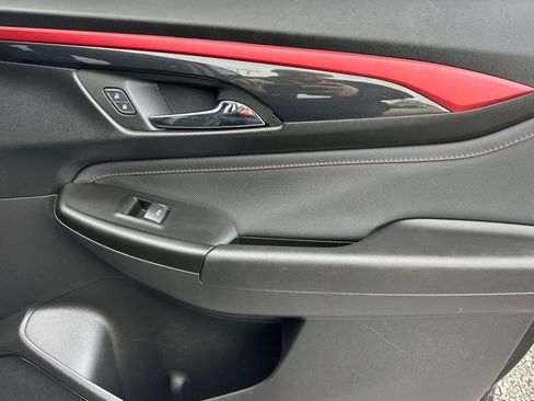 Used 2024 Chevrolet TrailBlazer RS w/ Driver Confidence Package image 20