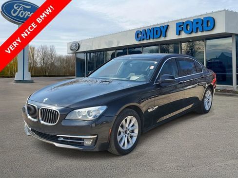 Used 2013 BMW 740Li xDrive image 2