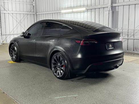 Used 2024 Tesla Model Y Performance AWD/4WD image 13