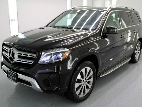 Used 2018 Mercedes-Benz GLS 450 4MATIC w/ Premium Package image 4