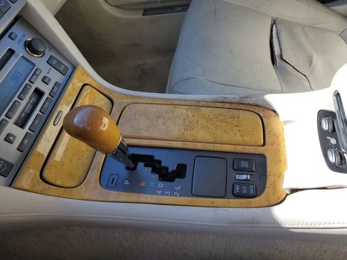 Used 2003 Lexus SC 430 Convertible image 28