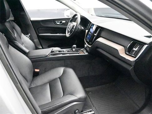 Used 2023 Volvo XC60 B5 Plus w/ Protection Package Premier image 30