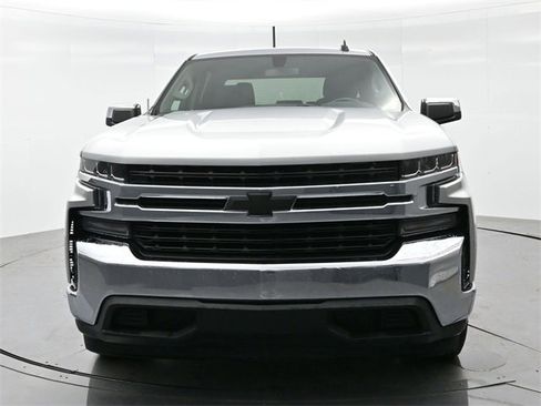 Used 2021 Chevrolet Silverado 1500 LT image 2