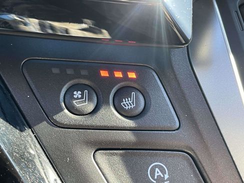 Used 2024 Honda Odyssey Elite image 7