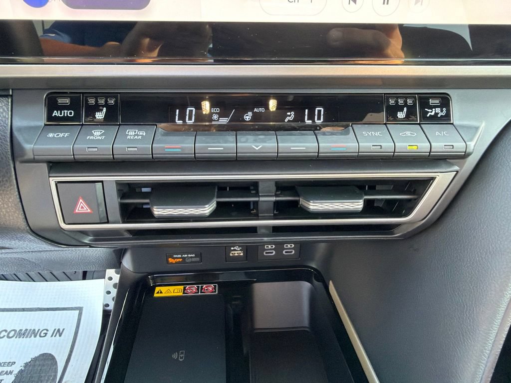 Used 2026 Toyota Camry XSE FWD image 28